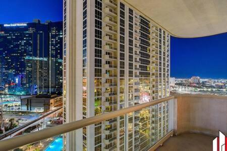 Mgm Signature-15-717 F1 Track & Strip View Balcony Las Vegas Exteriér fotografie